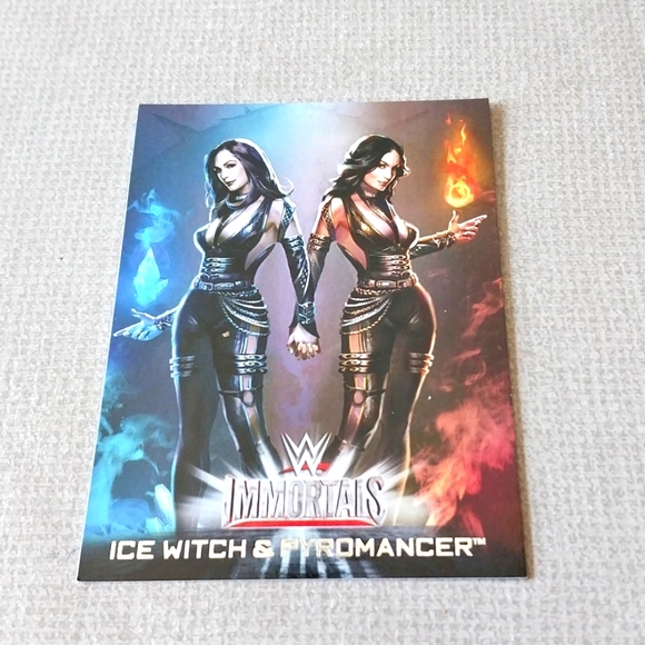 2016 Immortals Ice Witch And Pyromancer Divas WWE - Picture 1 of 2